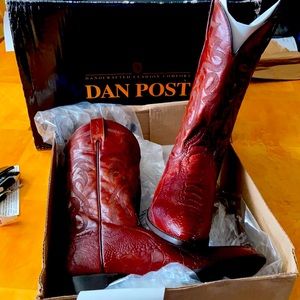 Dan Post tan ostrich boots size 9.5